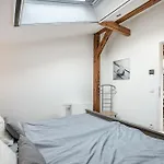 Doris شقة Viol